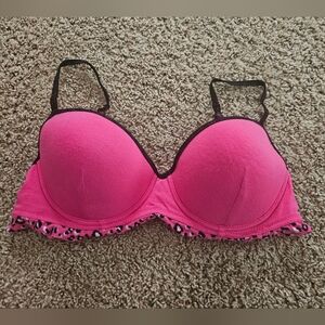 🎁 Dollhouse Vibrant Pink Bra with Leopard Accents